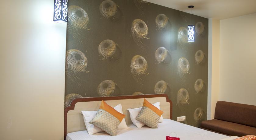Hotel Rajlaxmi Bhopal Bagian luar foto