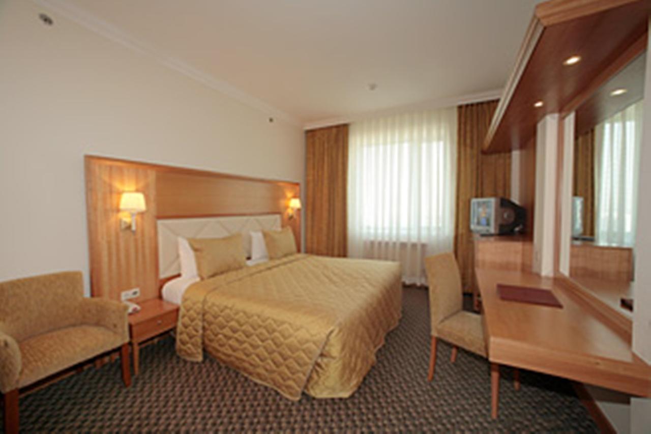 Hotel Rajlaxmi Bhopal Bagian luar foto