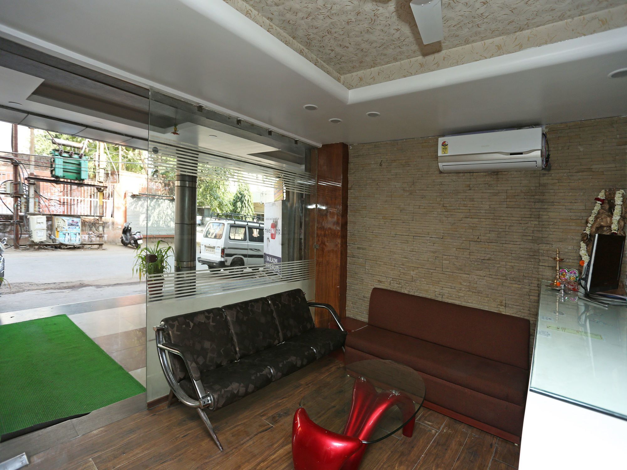 Hotel Rajlaxmi Bhopal Bagian luar foto